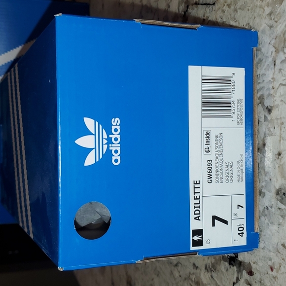 Adidas Slides M7/W8 - Picture 7 of 8